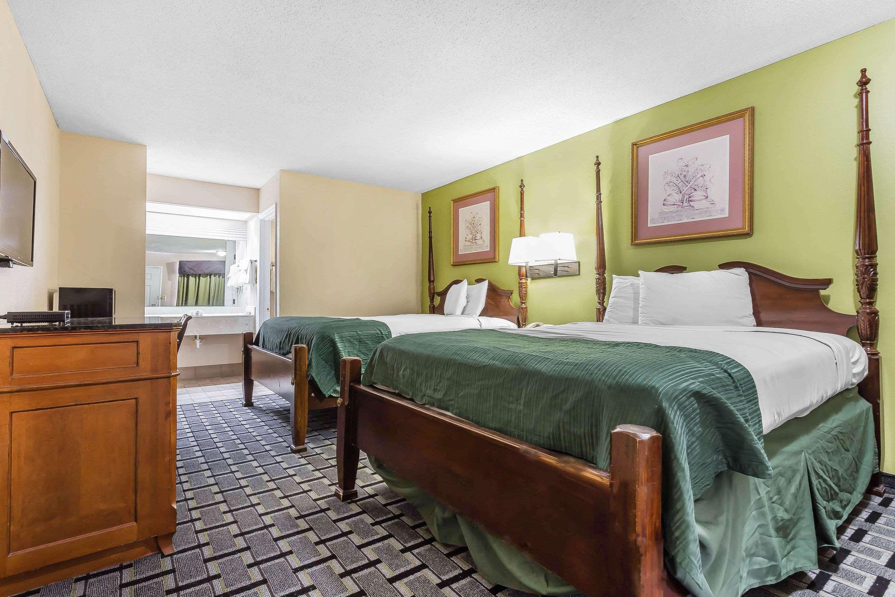 Rodeway Inn Augusta Bagian luar foto