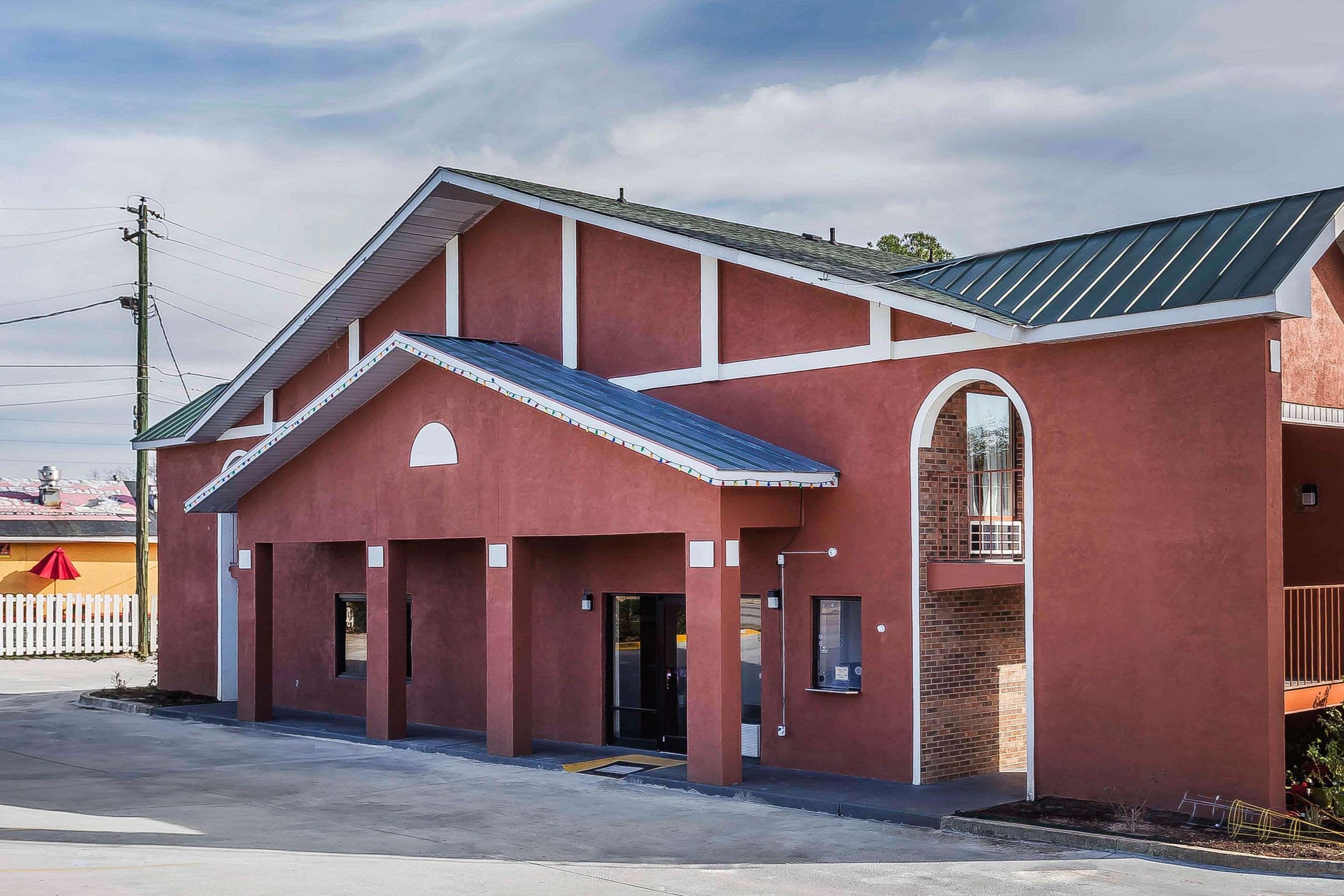 Rodeway Inn Augusta Bagian luar foto