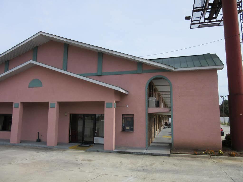 Rodeway Inn Augusta Bagian luar foto